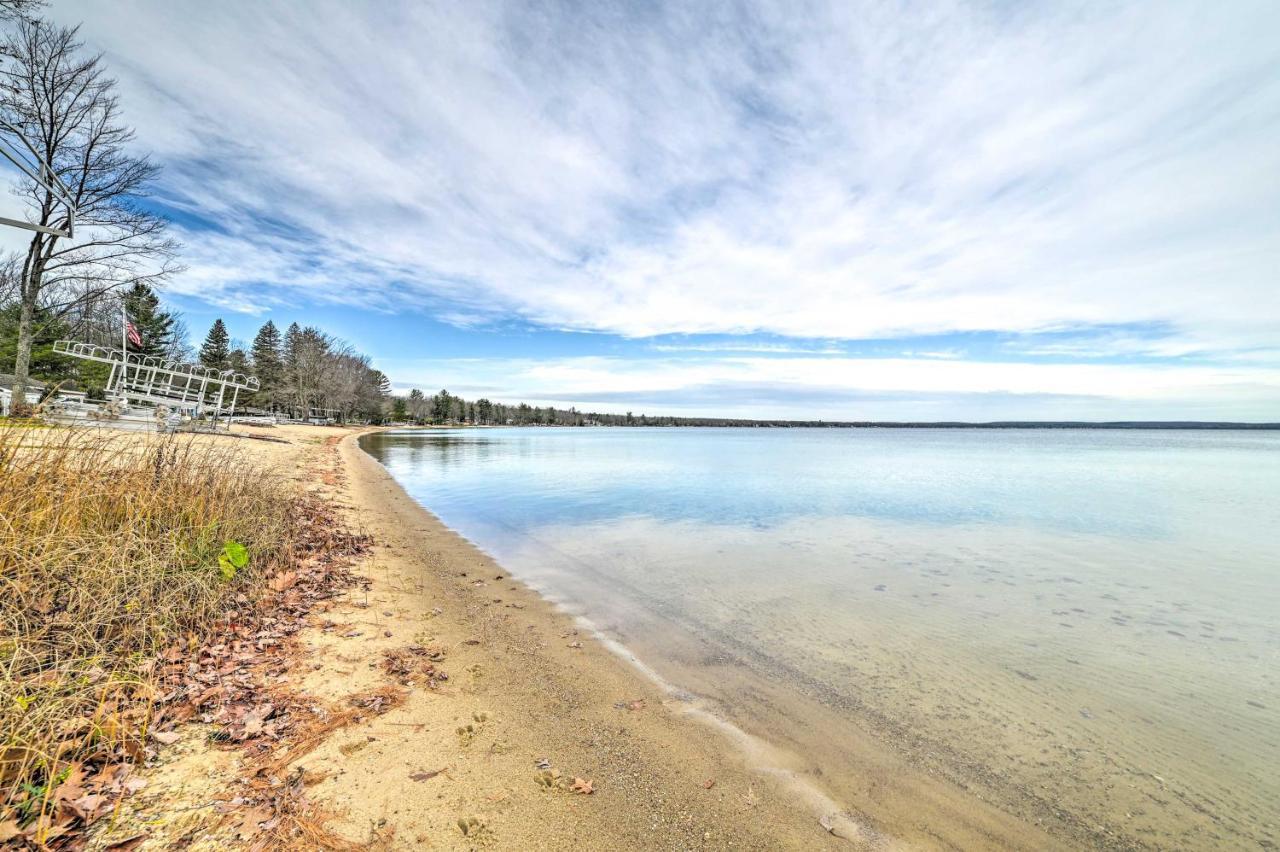 Higgins Lake Retreat - Hike, Swim, Relax! Roscommon Εξωτερικό φωτογραφία